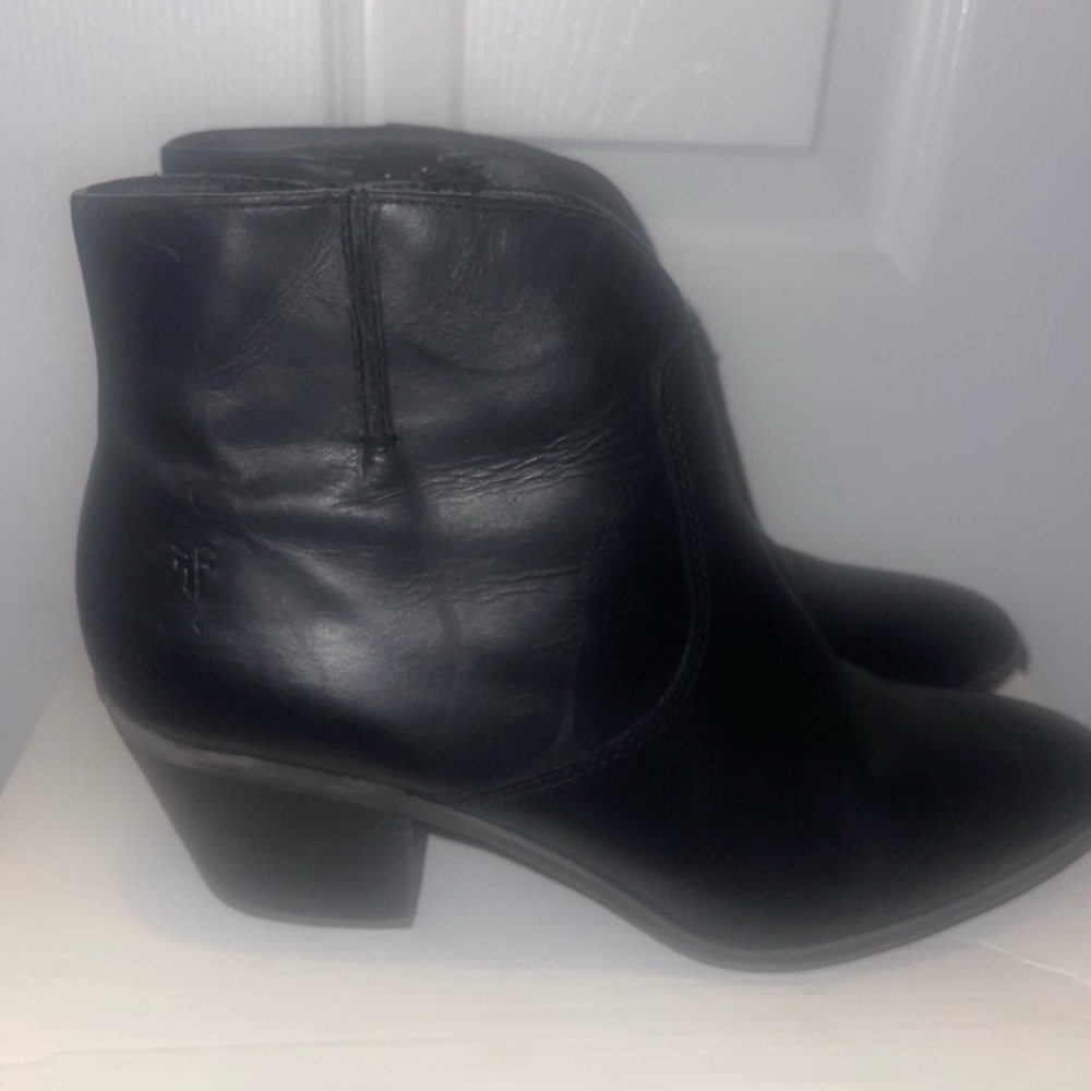 Frye Ankle Boots, Women Size 9.5. Black